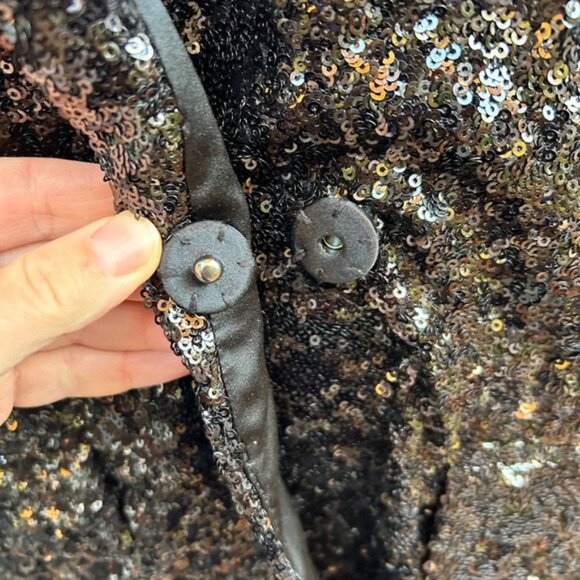 Halston Heritage Seqinned vest, size 6 - Picture 5 of 8